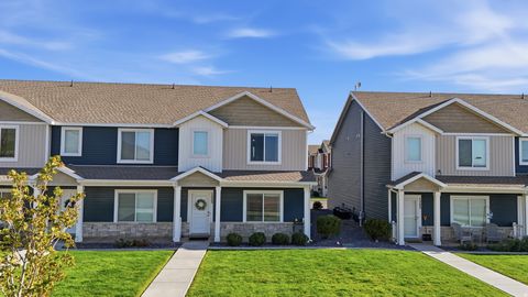 Tiny photo for 1555 E 320 S, Hyrum, UT 84319 (MLS # 2152196)