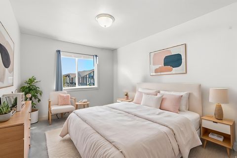 Tiny photo for 1555 E 320 S, Hyrum, UT 84319 (MLS # 2152196)