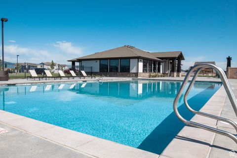 Tiny photo for 1555 E 320 S, Hyrum, UT 84319 (MLS # 2152196)