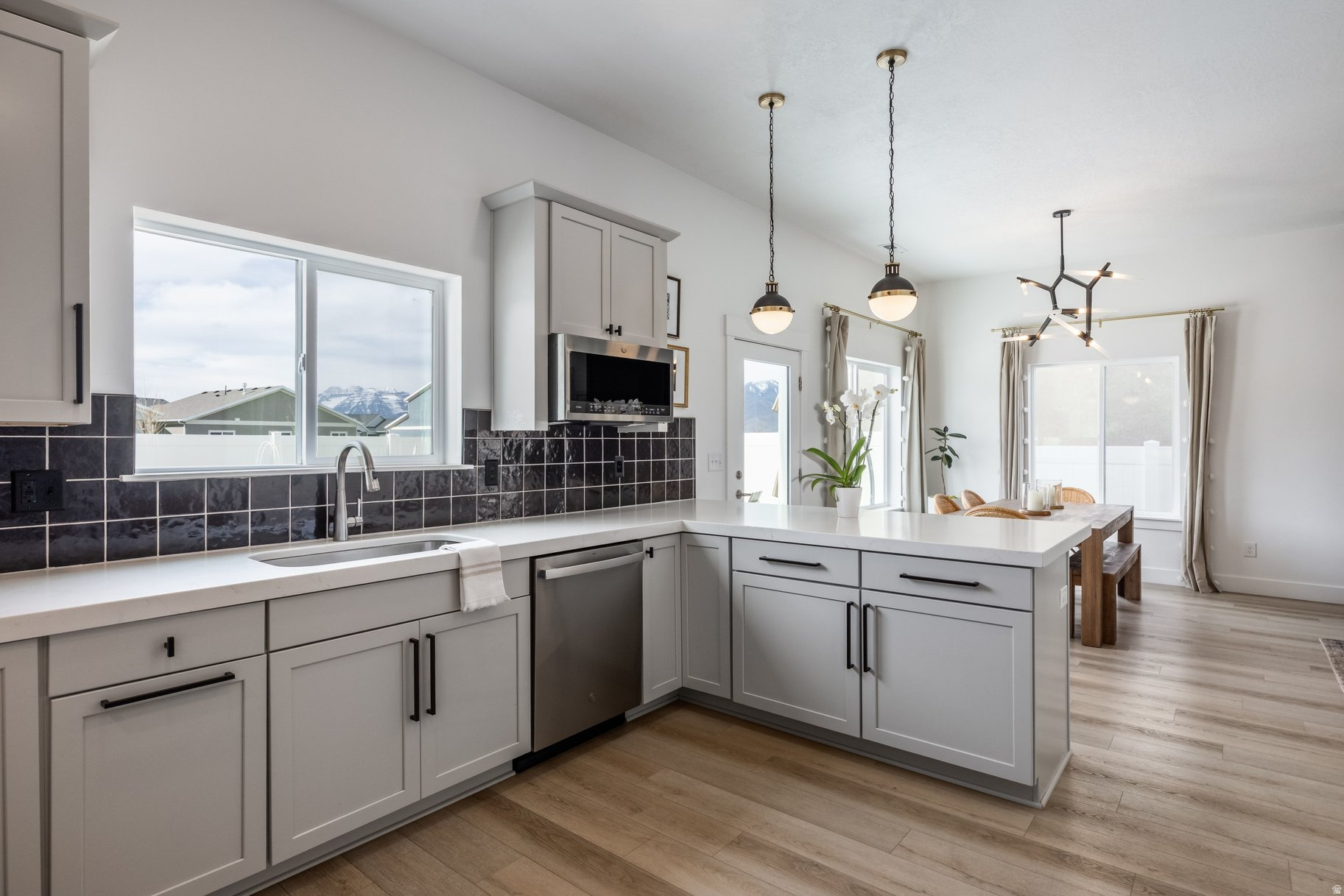 BROOKSIDE - Residential