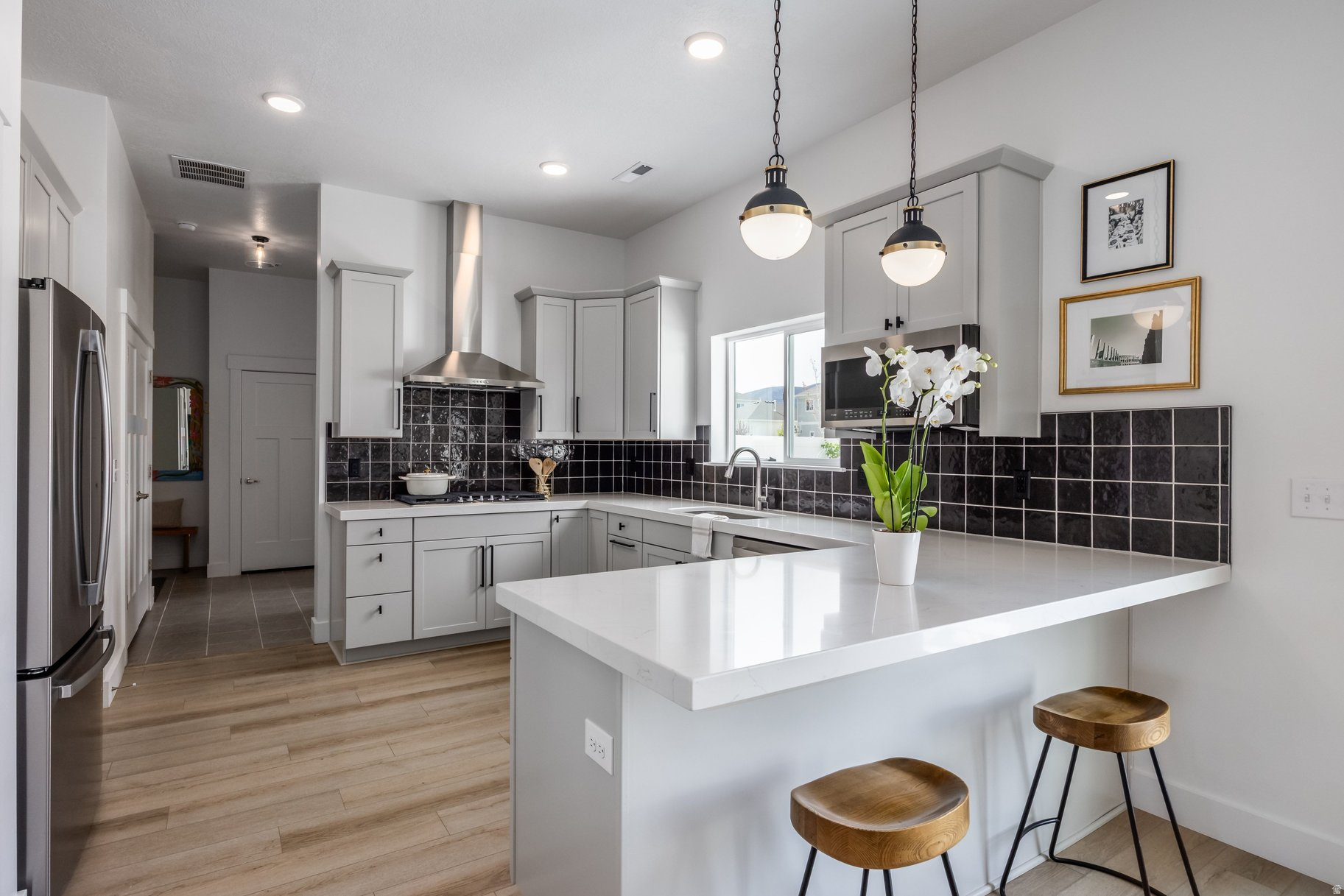 BROOKSIDE - Residential