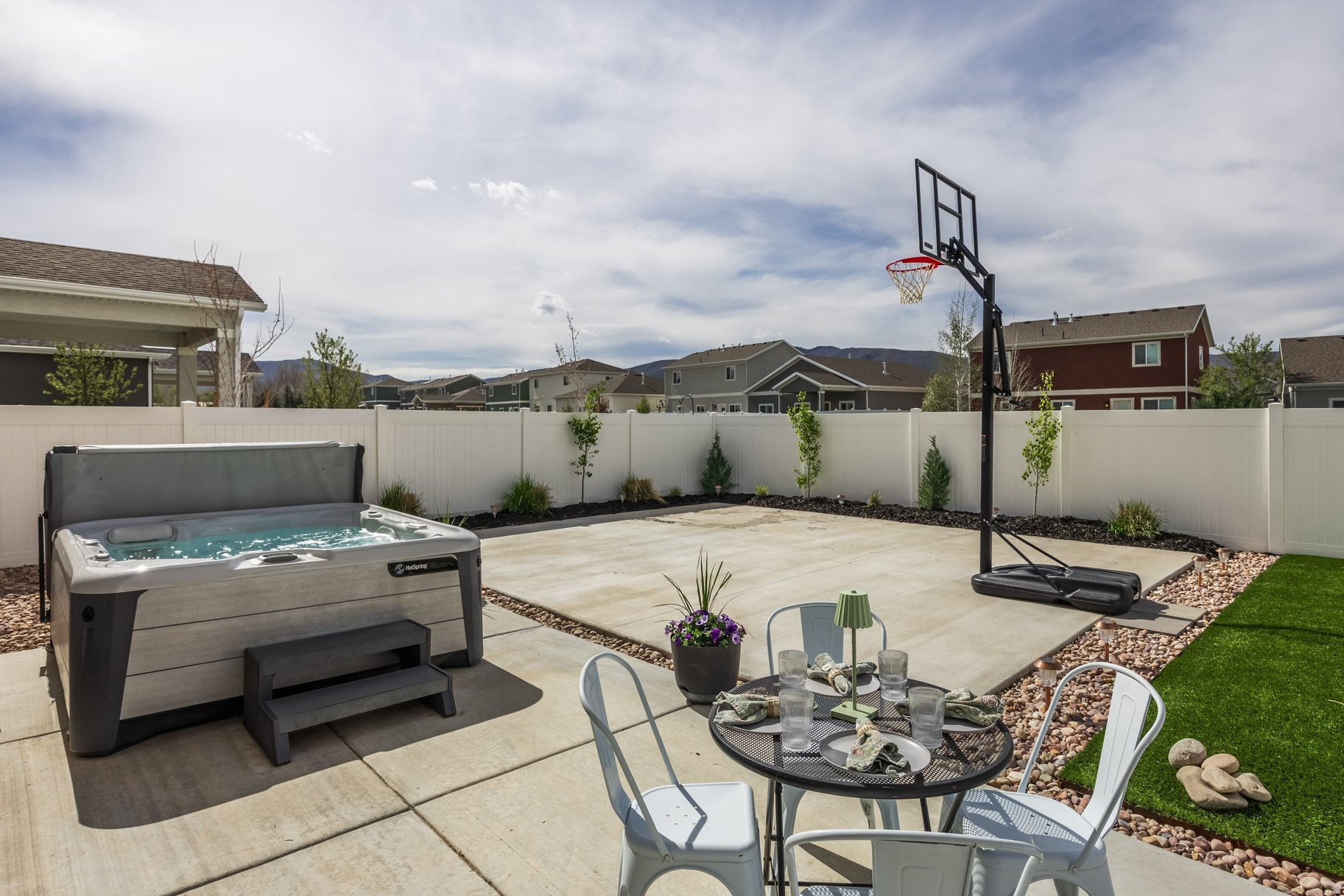 BROOKSIDE - Residential