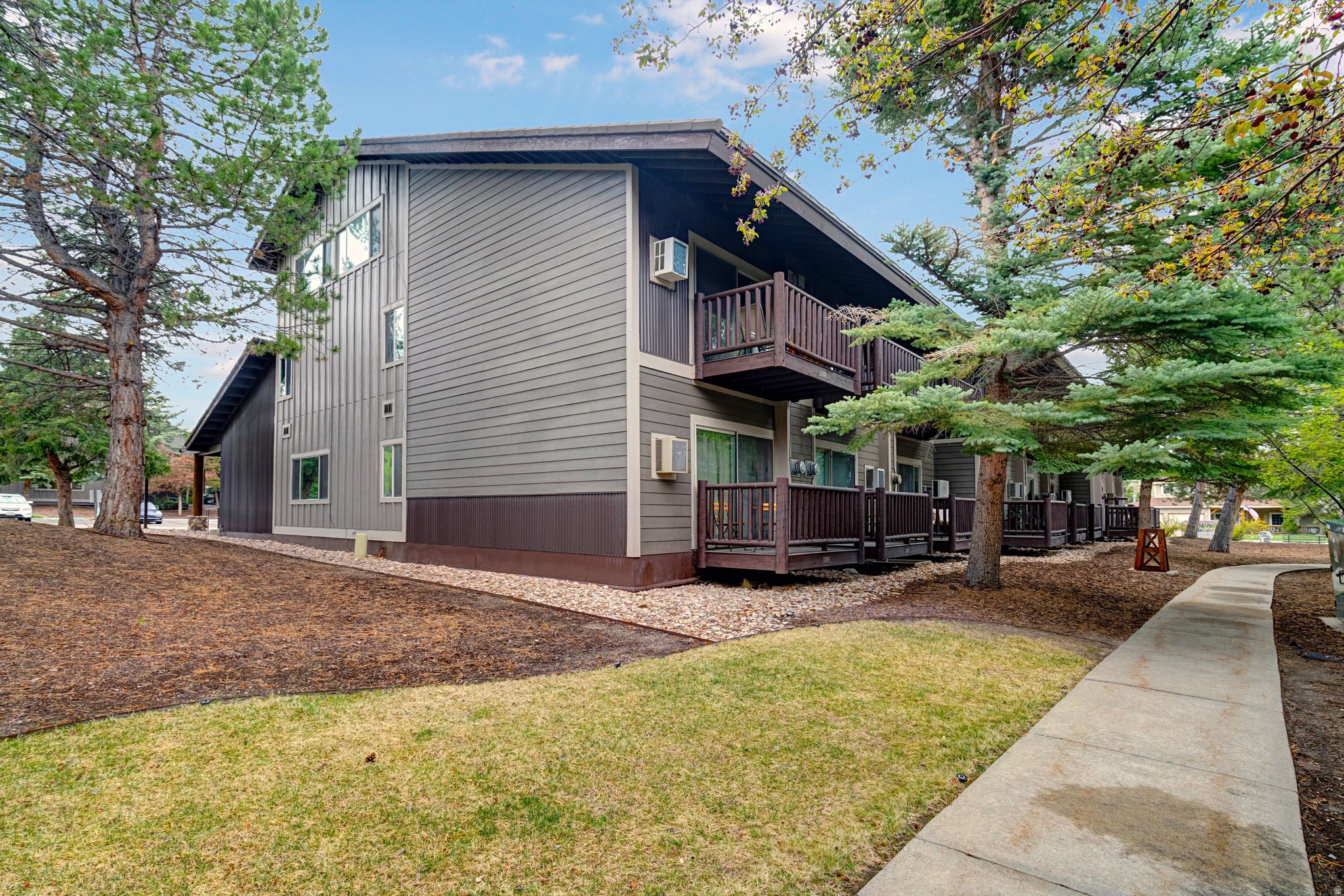 PROSPECTOR SQUARE CONDOMINIUMS - Residential