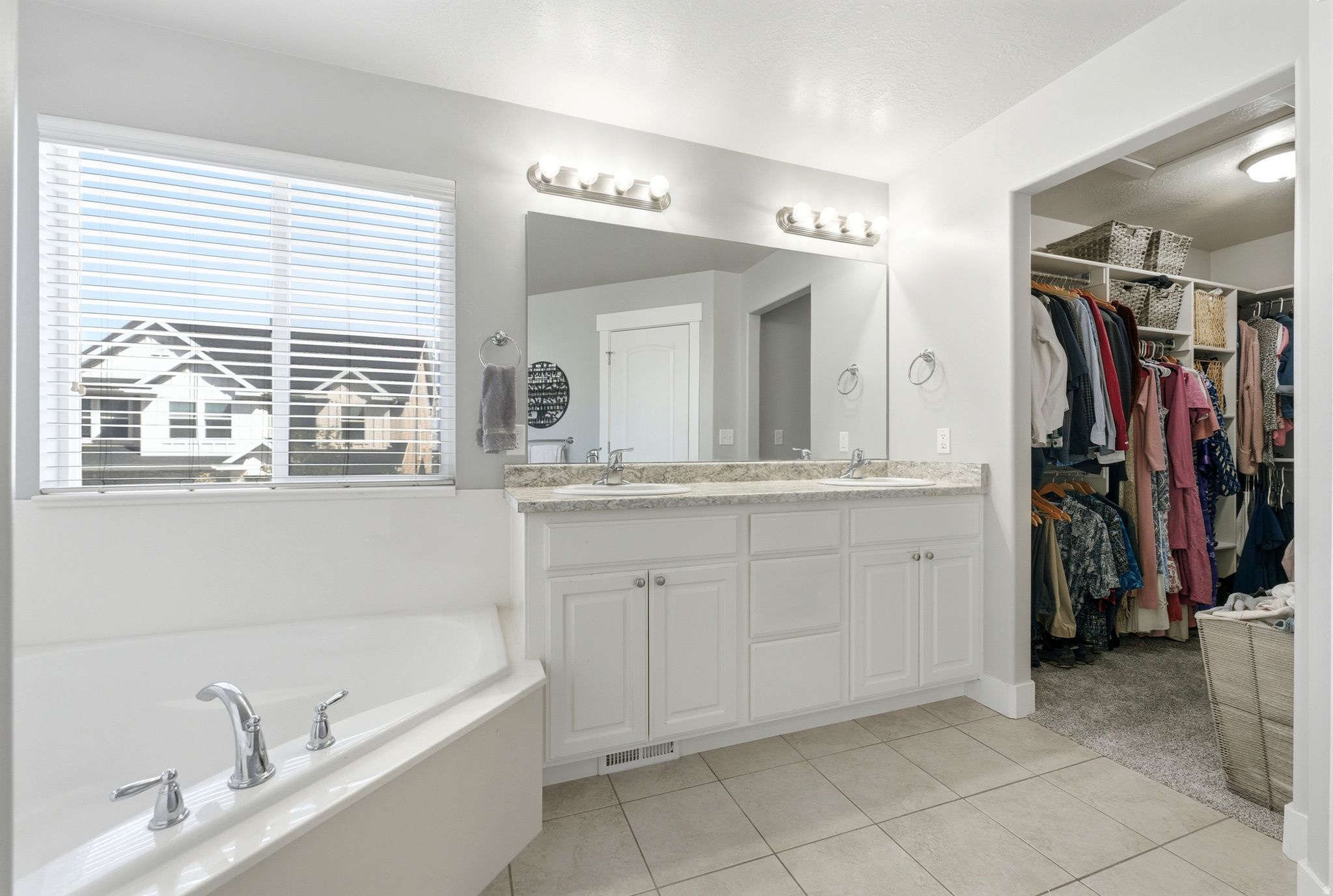 MTN HEIGHTS @ ROSECREST - Residential