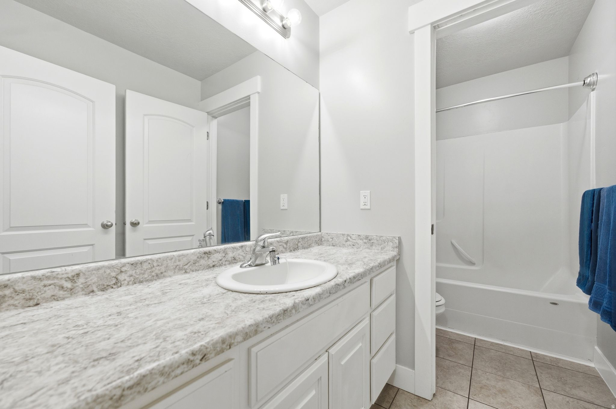 MTN HEIGHTS @ ROSECREST - Residential