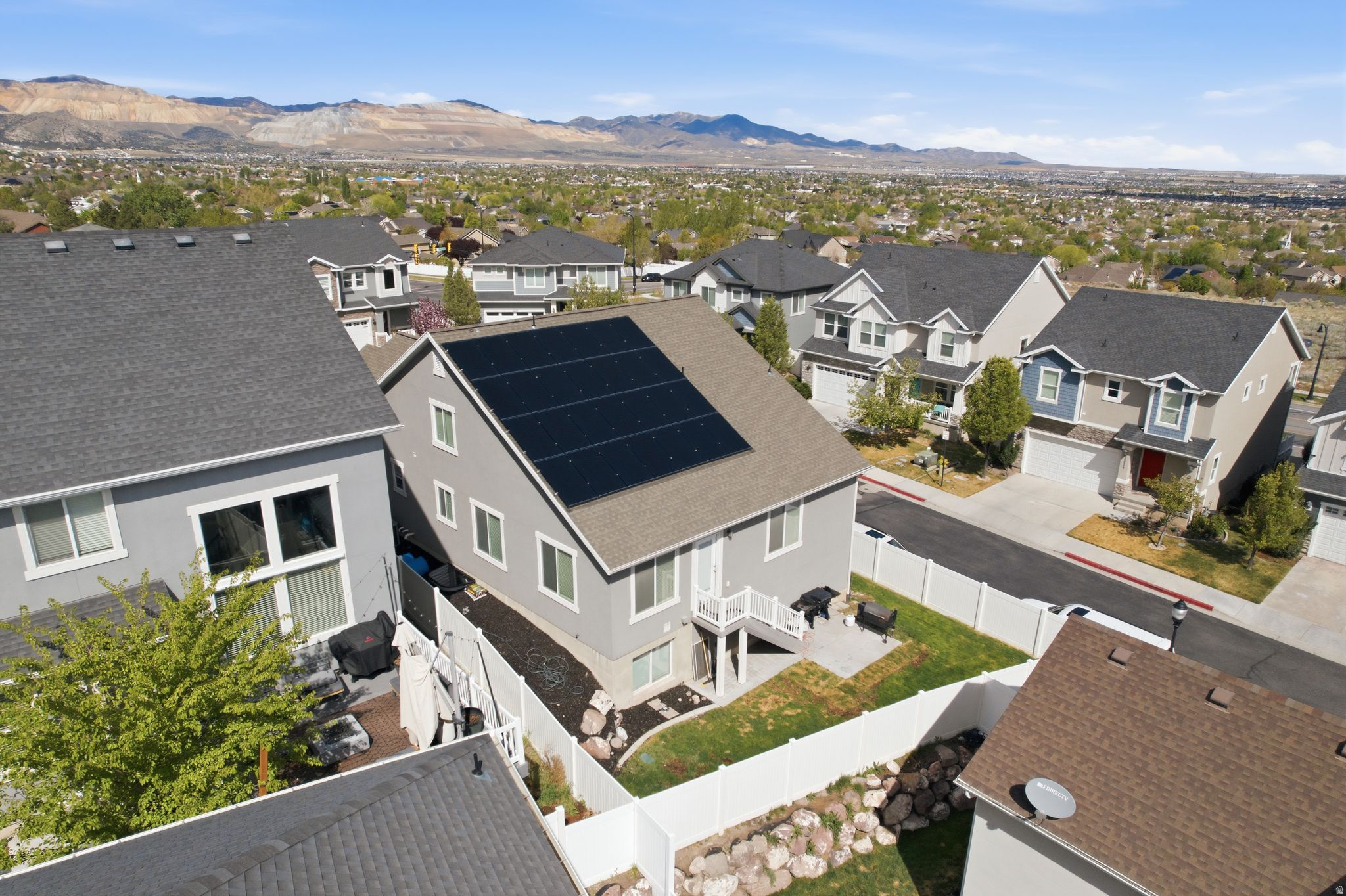 MTN HEIGHTS @ ROSECREST - Residential