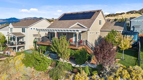 Tiny photo for 460 S SUNSET RIDGE DR, North Salt Lake, UT 84054 (MLS # 2116427)