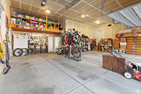 Tiny photo for 460 S SUNSET RIDGE DR, North Salt Lake, UT 84054 (MLS # 2116427)