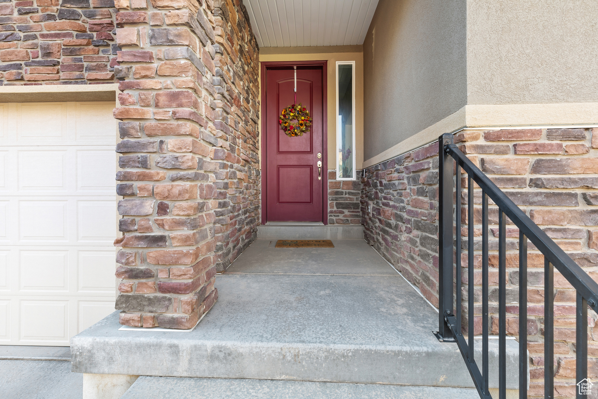 VIEWS AT EAGLEWOOD VILLAGE - Residential