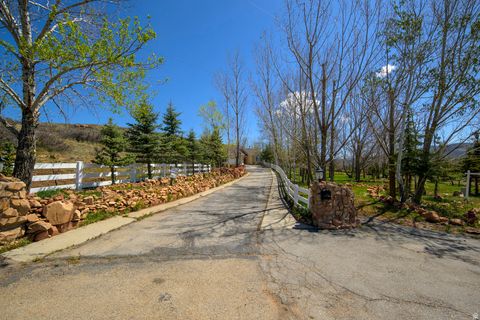 Tiny photo for 4851 E LAKE CREEK RD, Heber City, UT 84032 (MLS # 2147902)