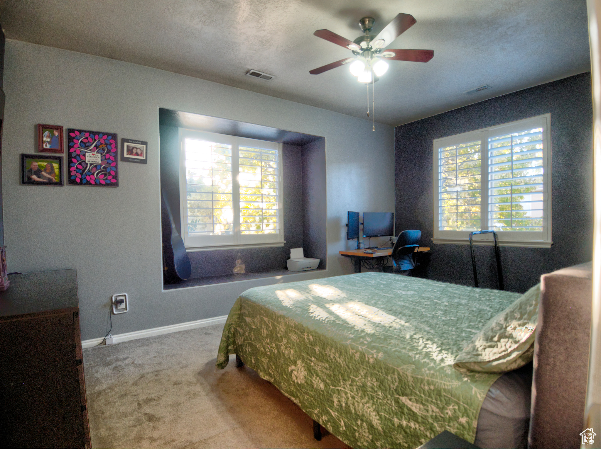 THE TOWNS AT HUNTER VILLAGE - Residential