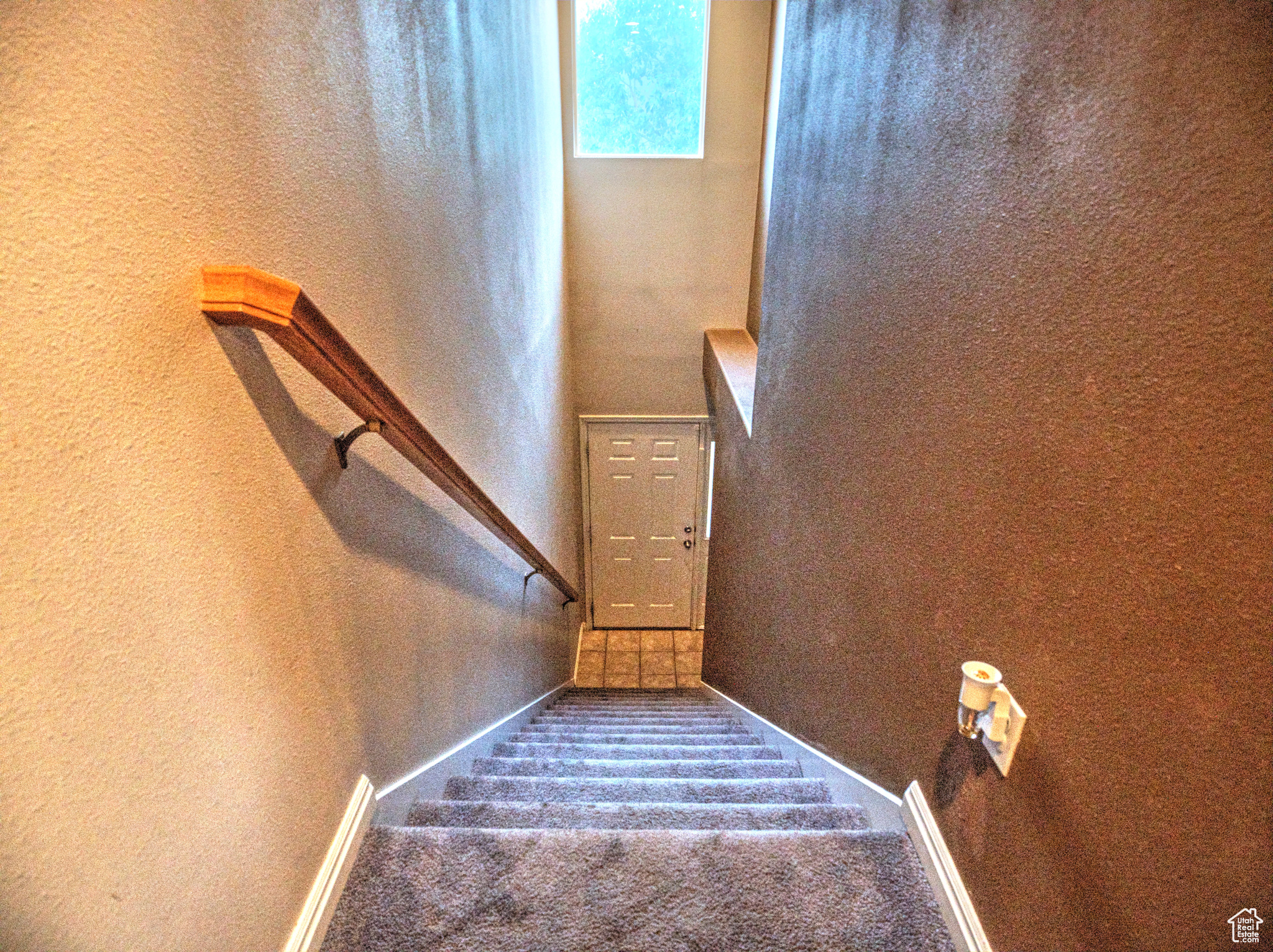 THE TOWNS AT HUNTER VILLAGE - Residential