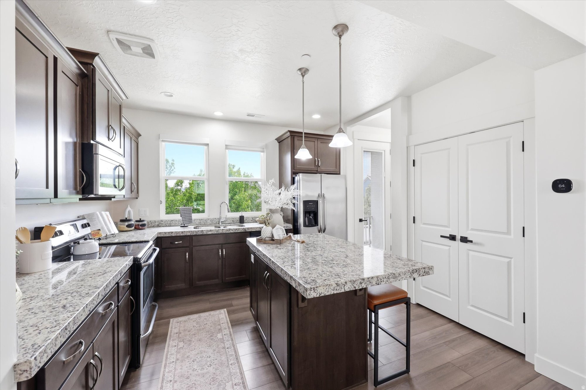 KENNECOTT - Residential