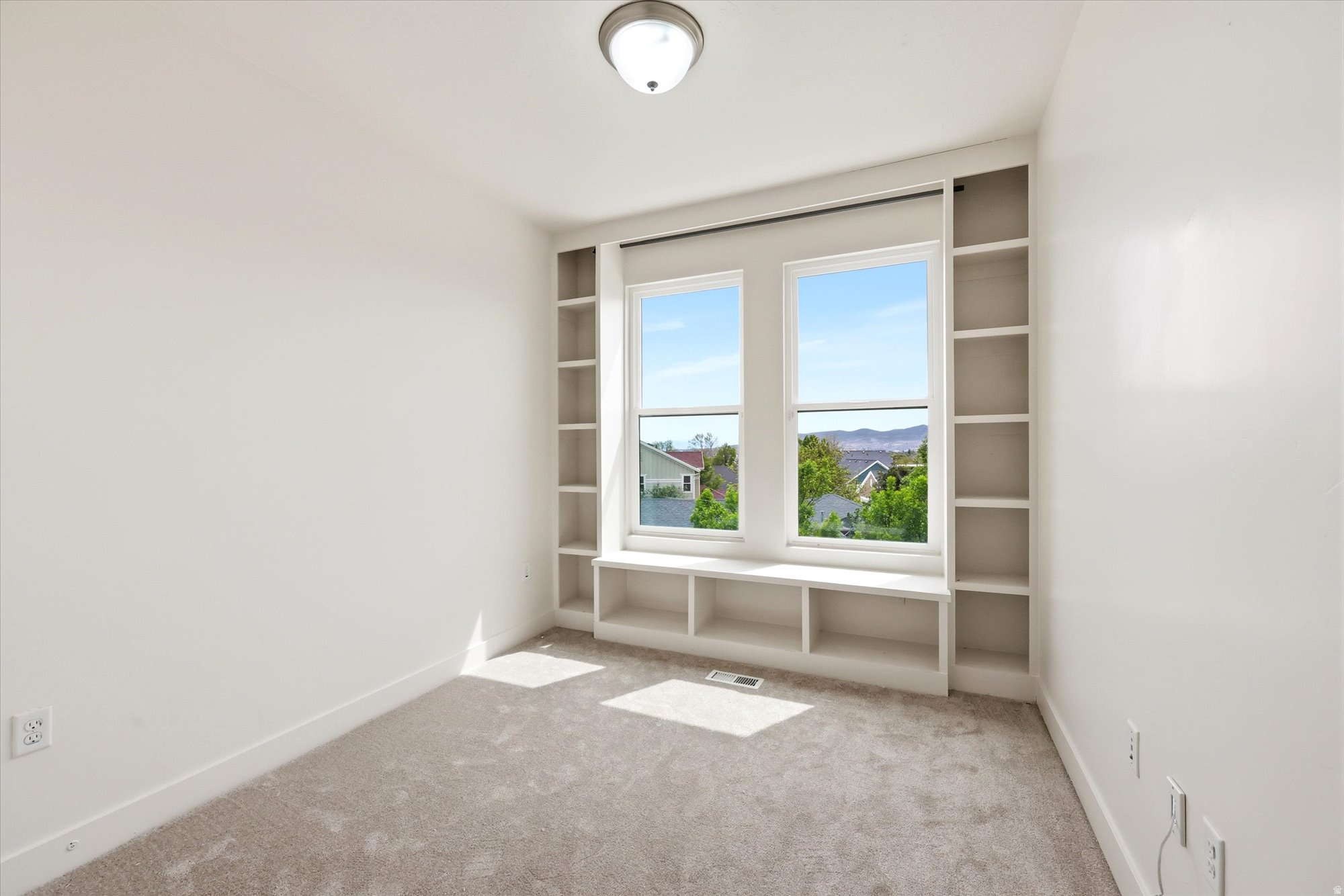 KENNECOTT - Residential