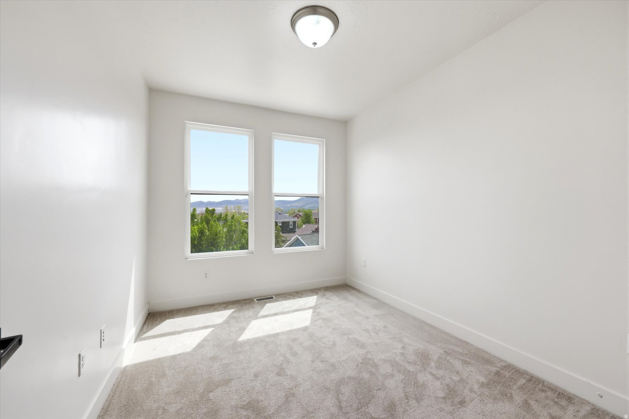 KENNECOTT - Residential