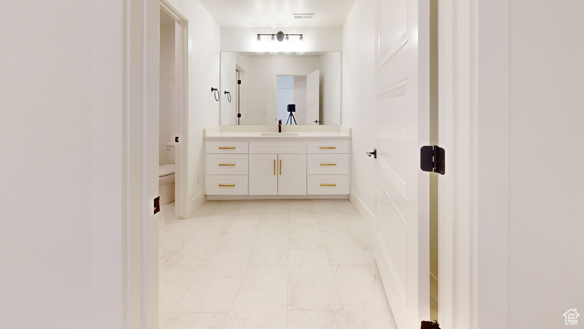 SUNRISE RANCH - Residential