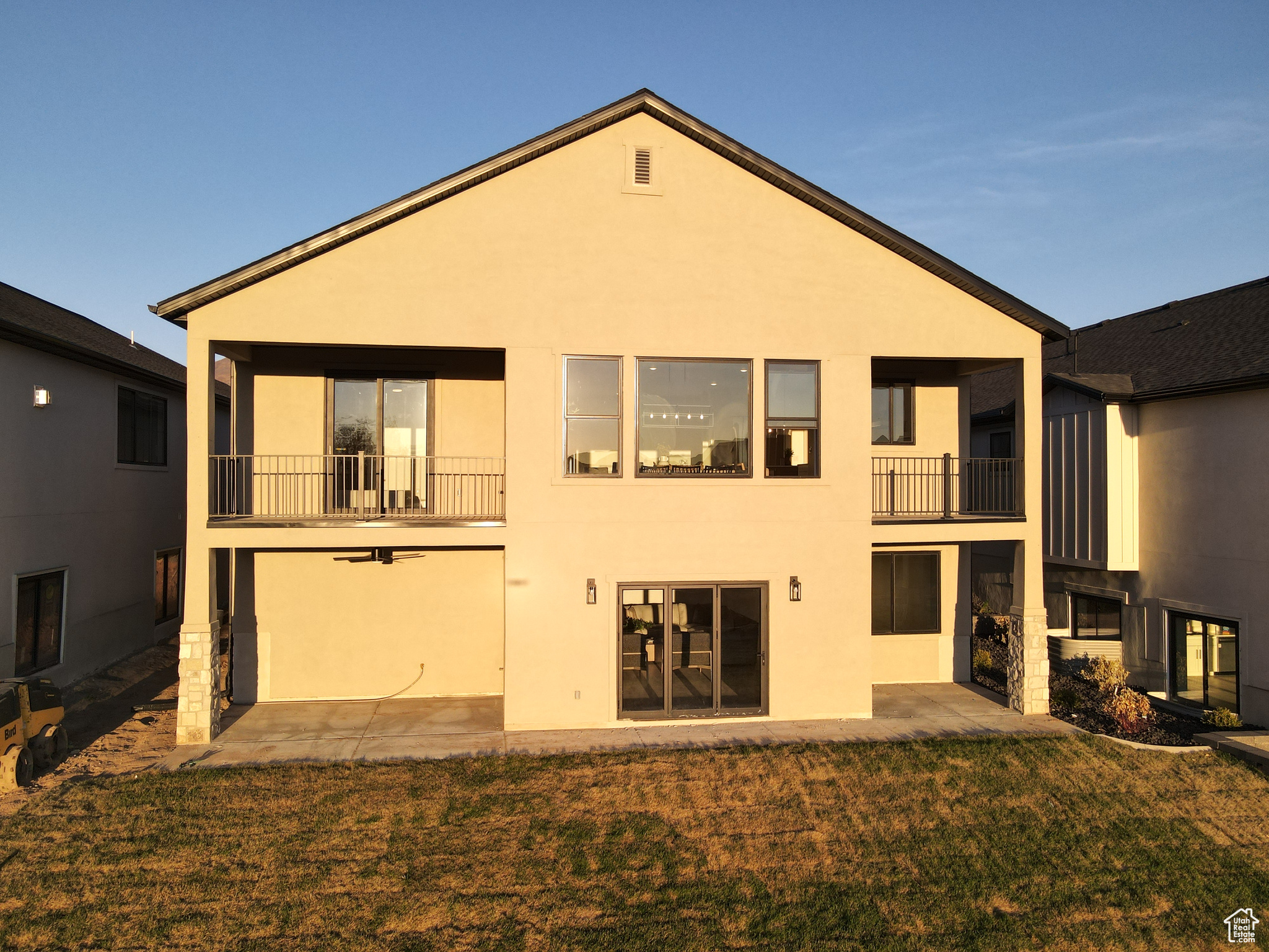 SUNRISE RANCH - Residential