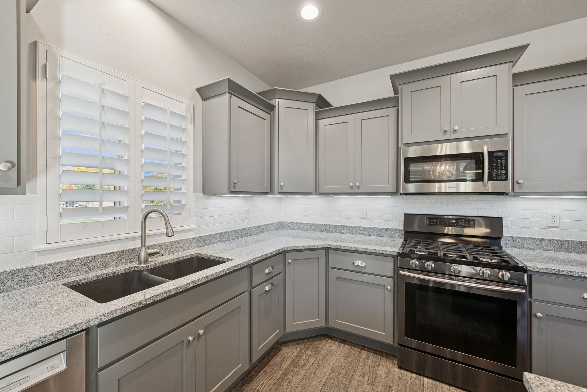 THE LINKS AT HOMESTEAD - Residential