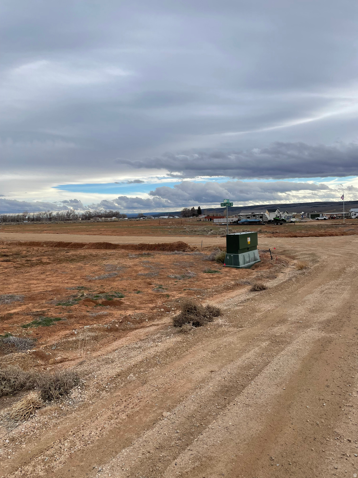 LEGACY FIELDS - Land