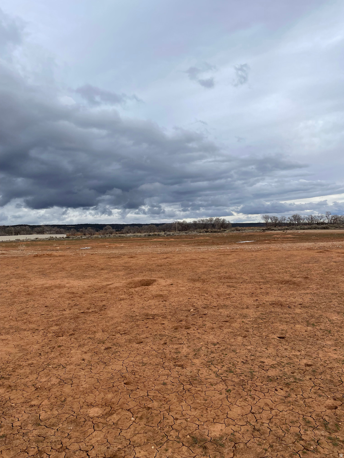 LEGACY FIELDS - Land