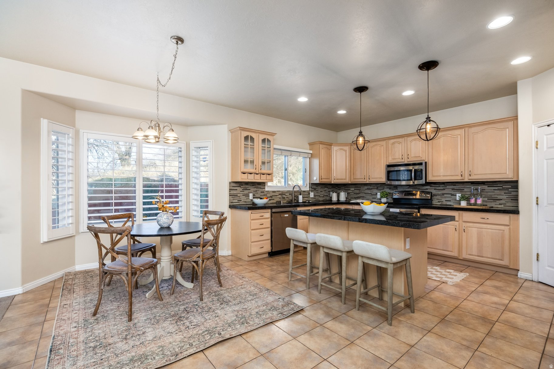 SILVER HAWK - Residential