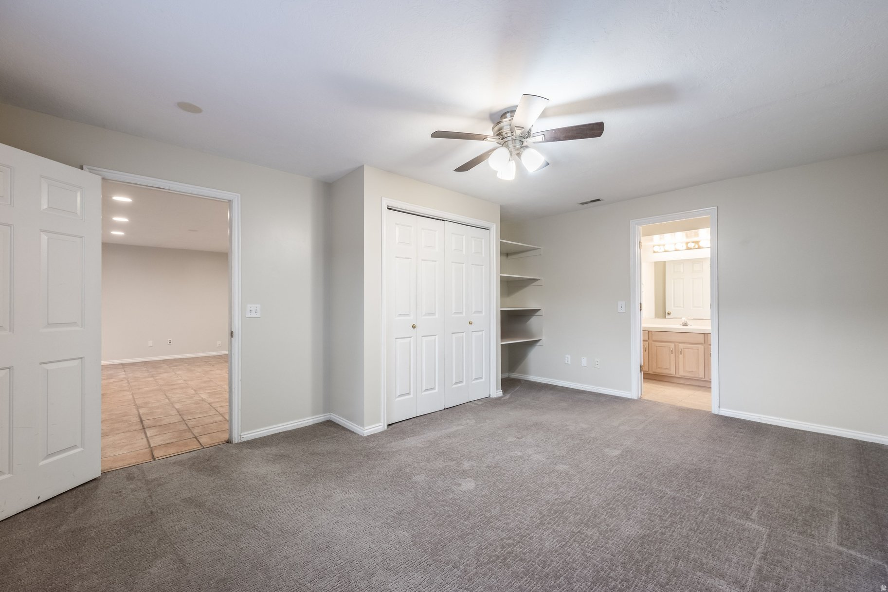 SILVER HAWK - Residential