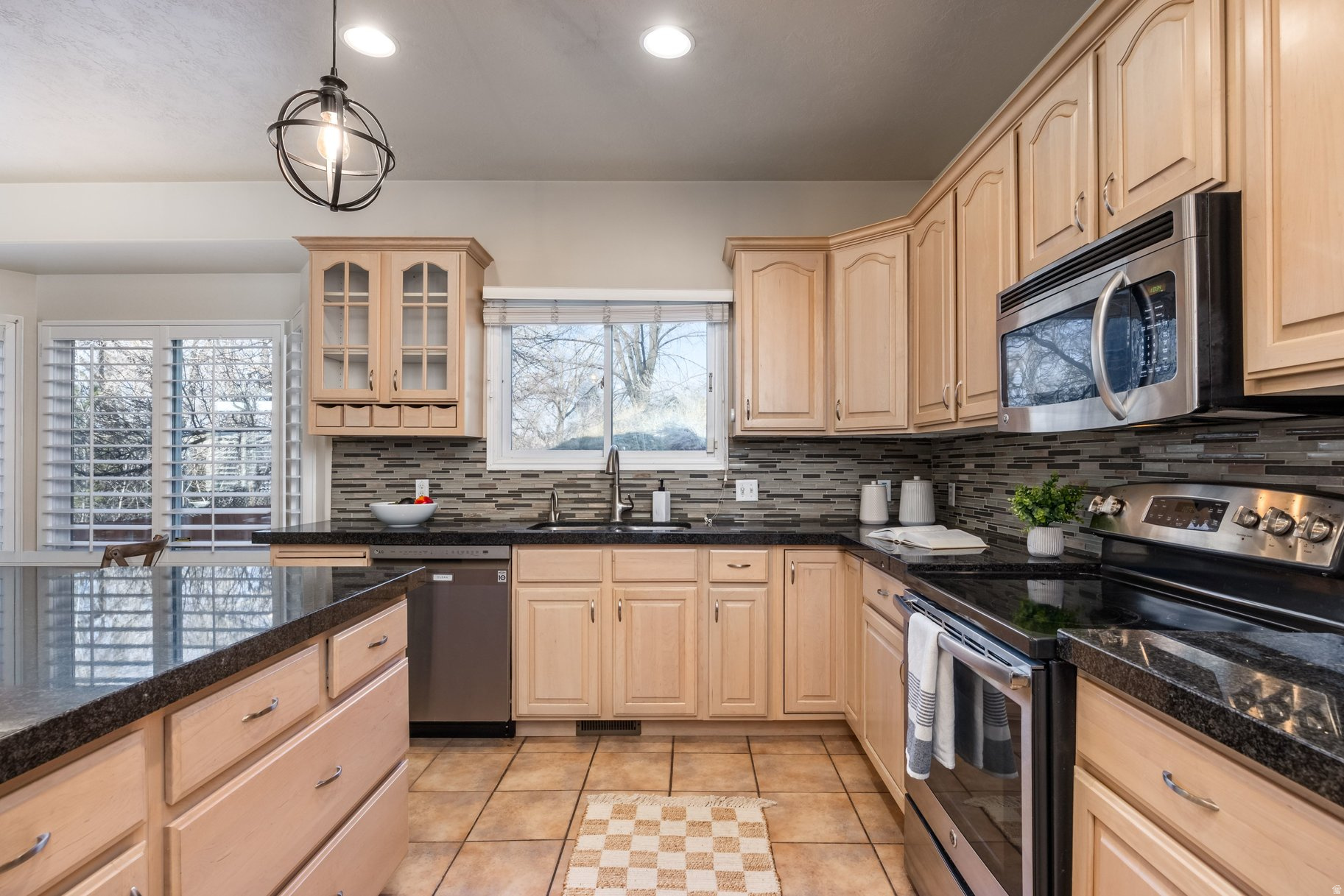 SILVER HAWK - Residential