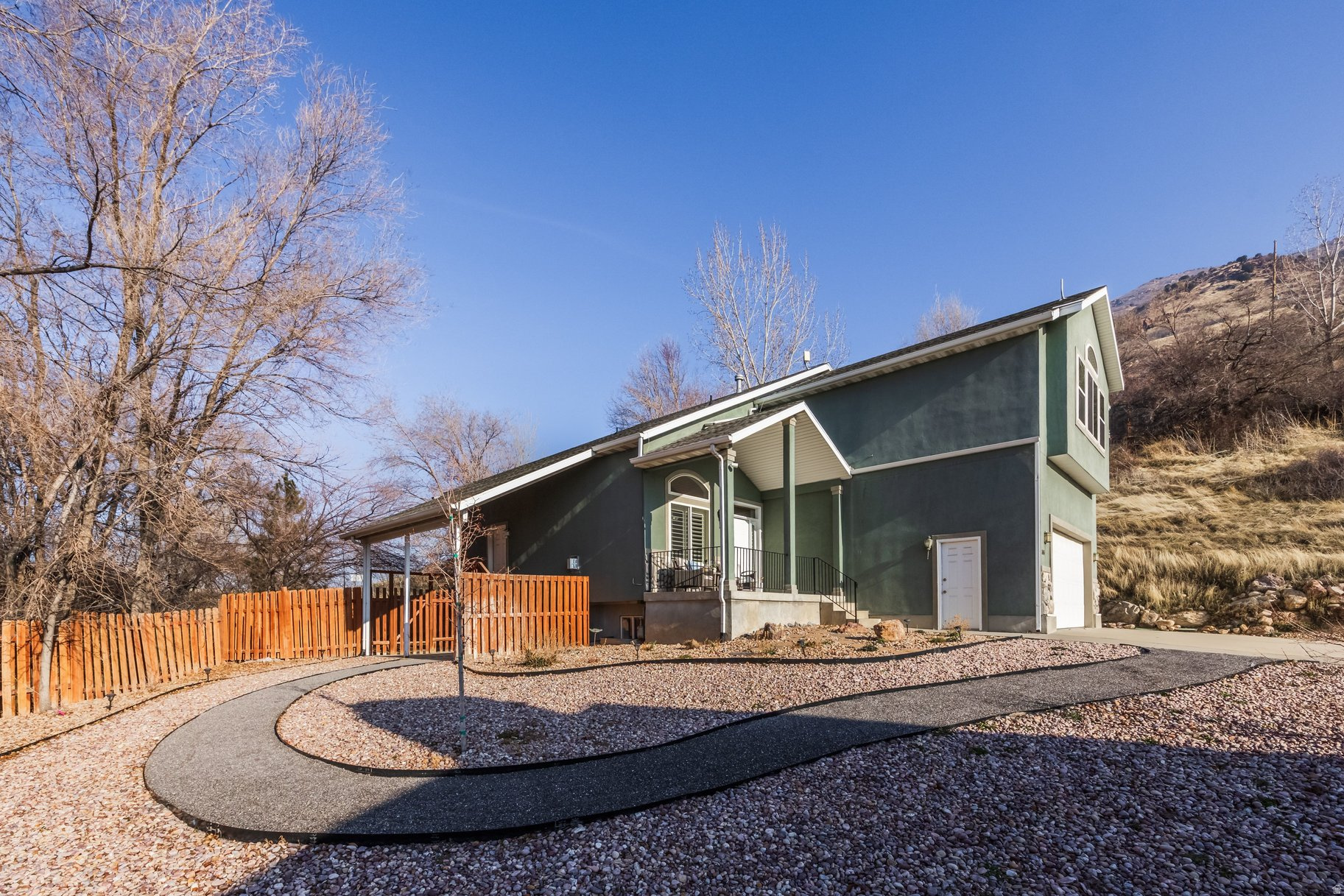 SILVER HAWK - Residential