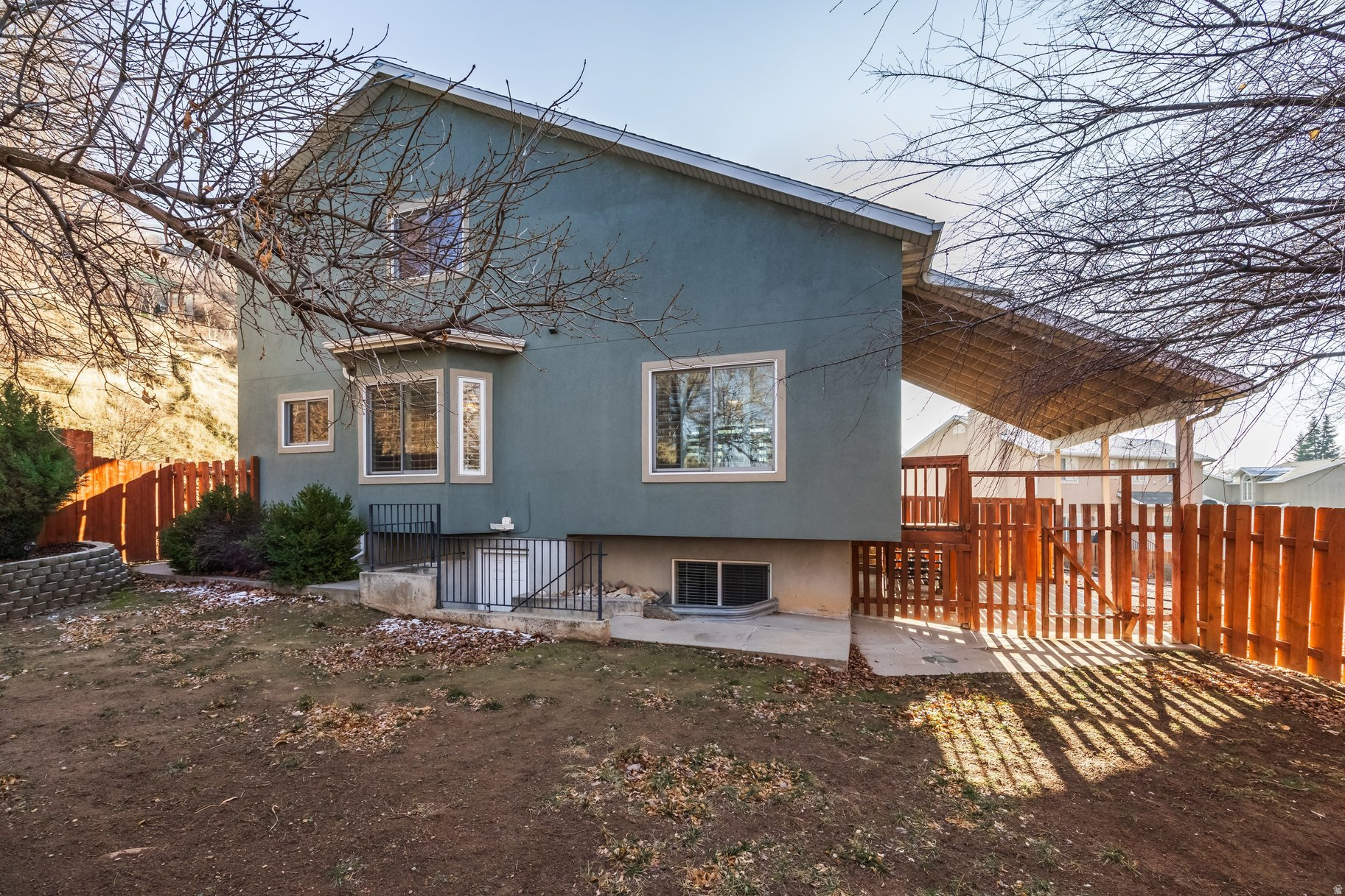 SILVER HAWK - Residential