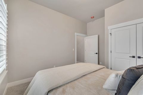 Tiny photo for 10816 S HAVEN LANDING DR, South Jordan, UT 84095 (MLS # 2138151)