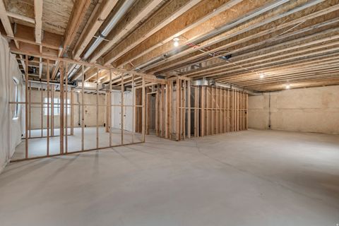 Tiny photo for 10816 S HAVEN LANDING DR, South Jordan, UT 84095 (MLS # 2138151)