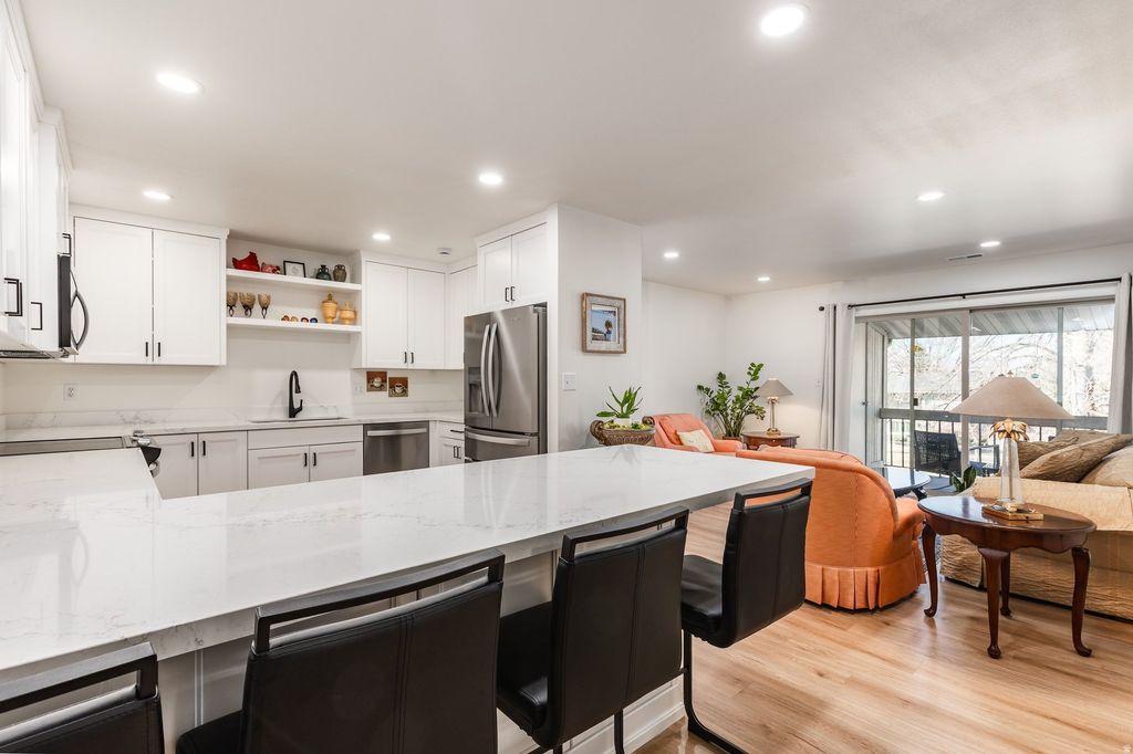 Photo of 4851 WOODBRIDGE DR #41, Salt Lake City, UT 84117 (MLS # 2136520)