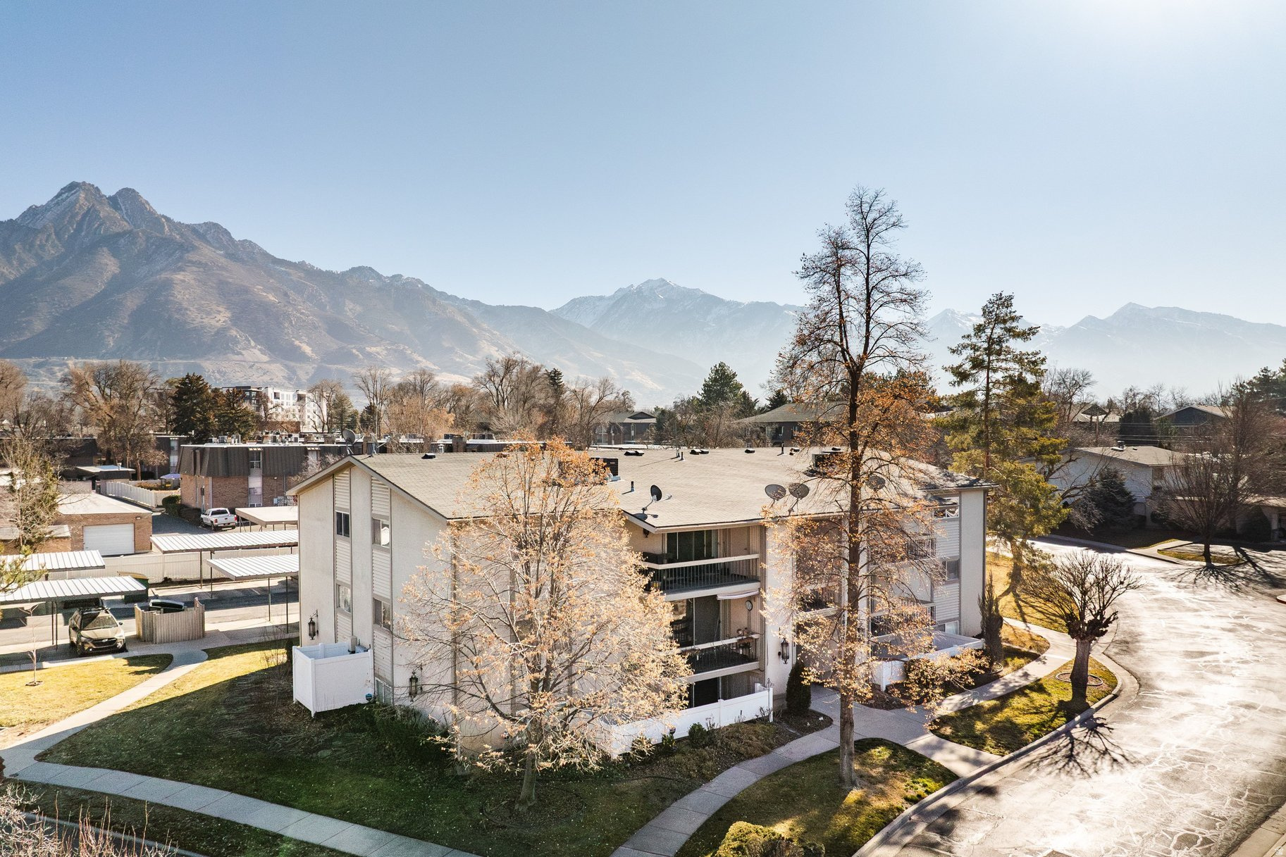 WOODBRIDGE CONDO - Residential