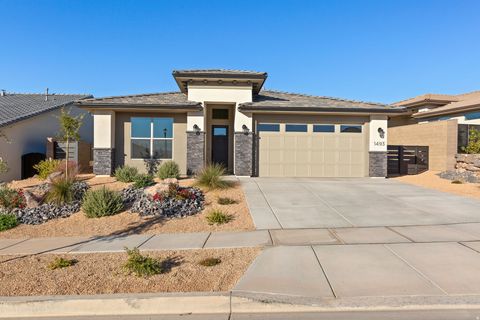 Photo of 1493 N HORIZON PKWY, Washington, UT 84780 (MLS # 2126635)