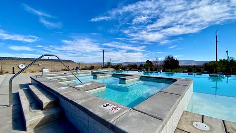 Tiny photo for 1493 N HORIZON PKWY, Washington, UT 84780 (MLS # 2126635)