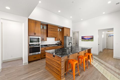 Tiny photo for 1493 N HORIZON PKWY, Washington, UT 84780 (MLS # 2126635)