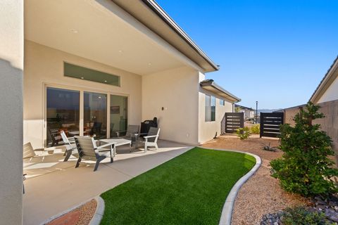 Tiny photo for 1493 N HORIZON PKWY, Washington, UT 84780 (MLS # 2126635)