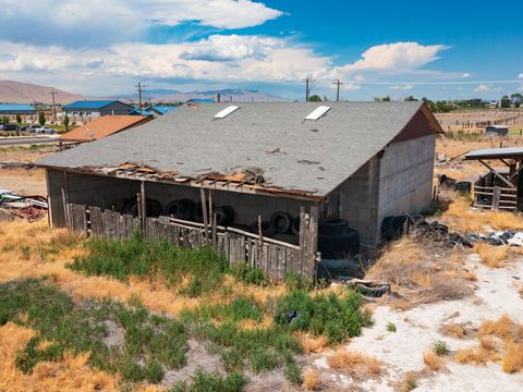Tiny photo for 1008 N 1750 W, Salem, UT 84653 (MLS # 2173646)