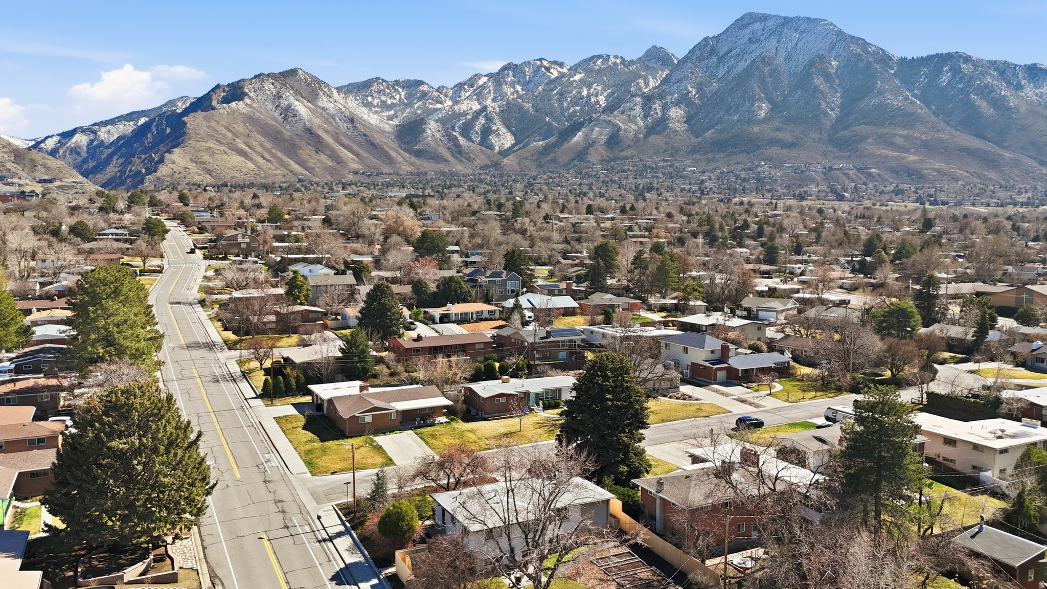 UPLAND TERRA - Residential