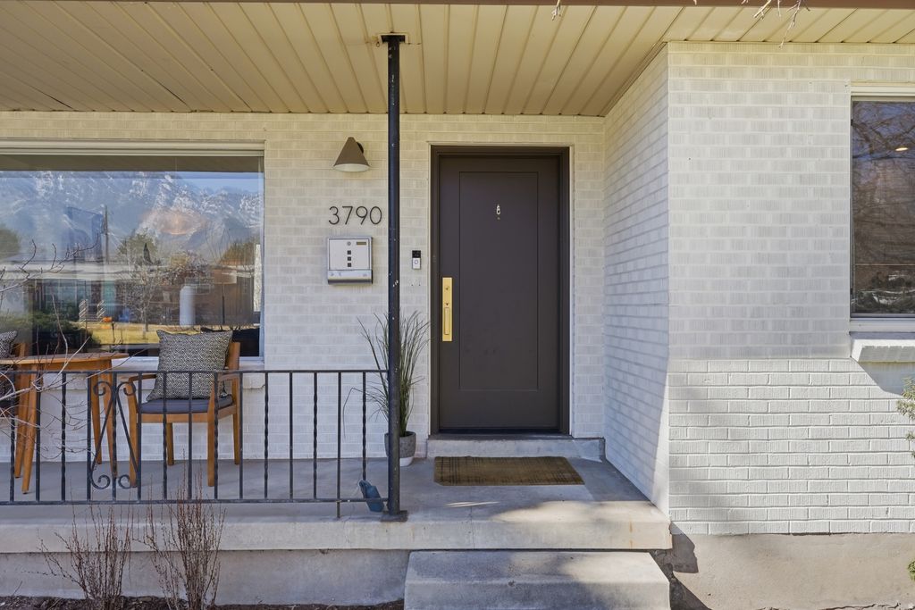 Photo of 3790 S 2740 E, Millcreek, UT 84109 (MLS # 2141010)