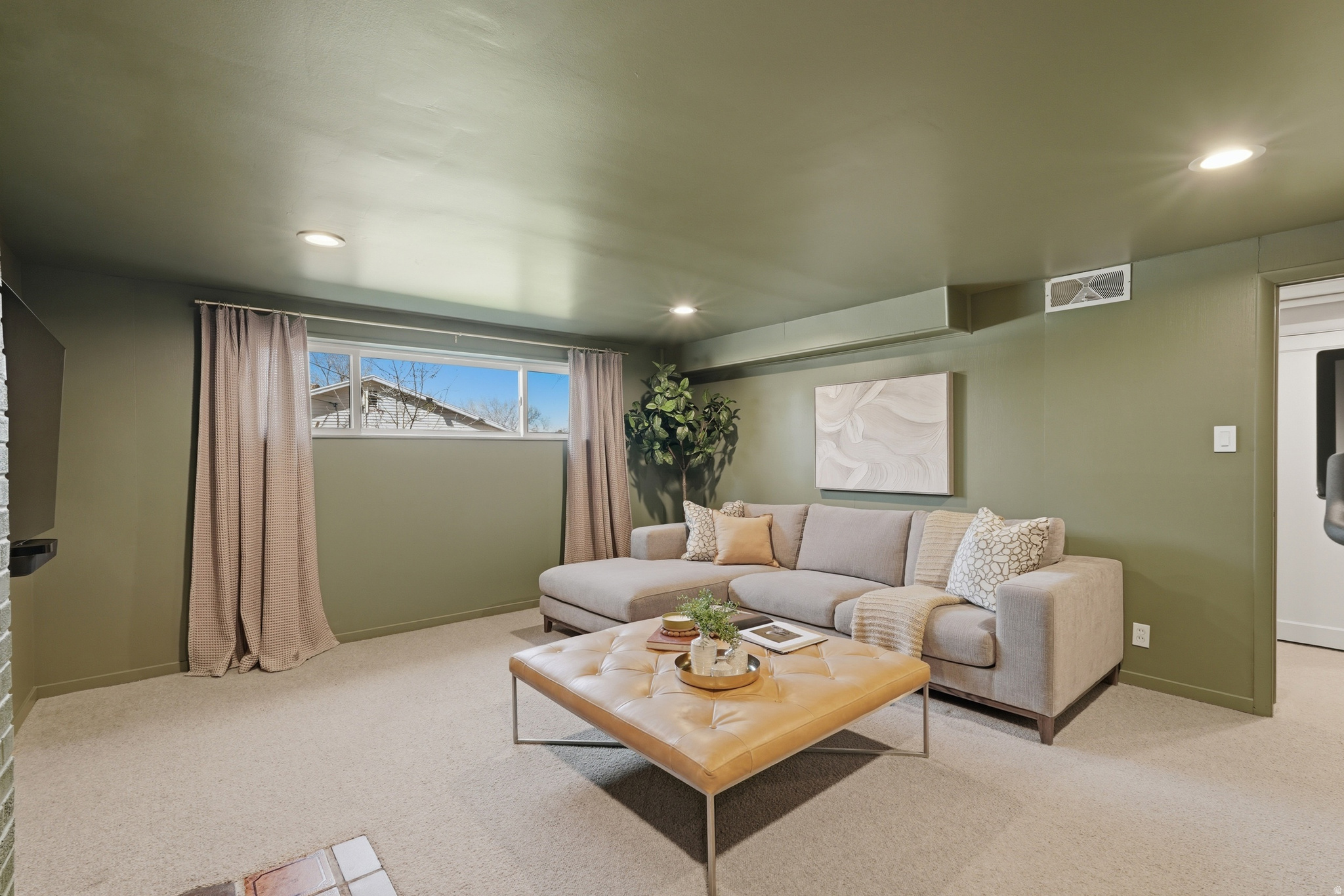 UPLAND TERRA - Residential