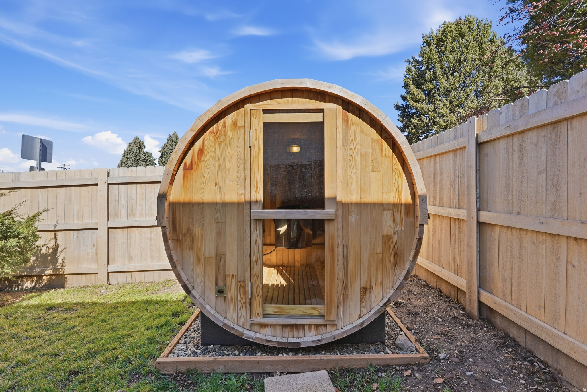 UPLAND TERRA - Residential