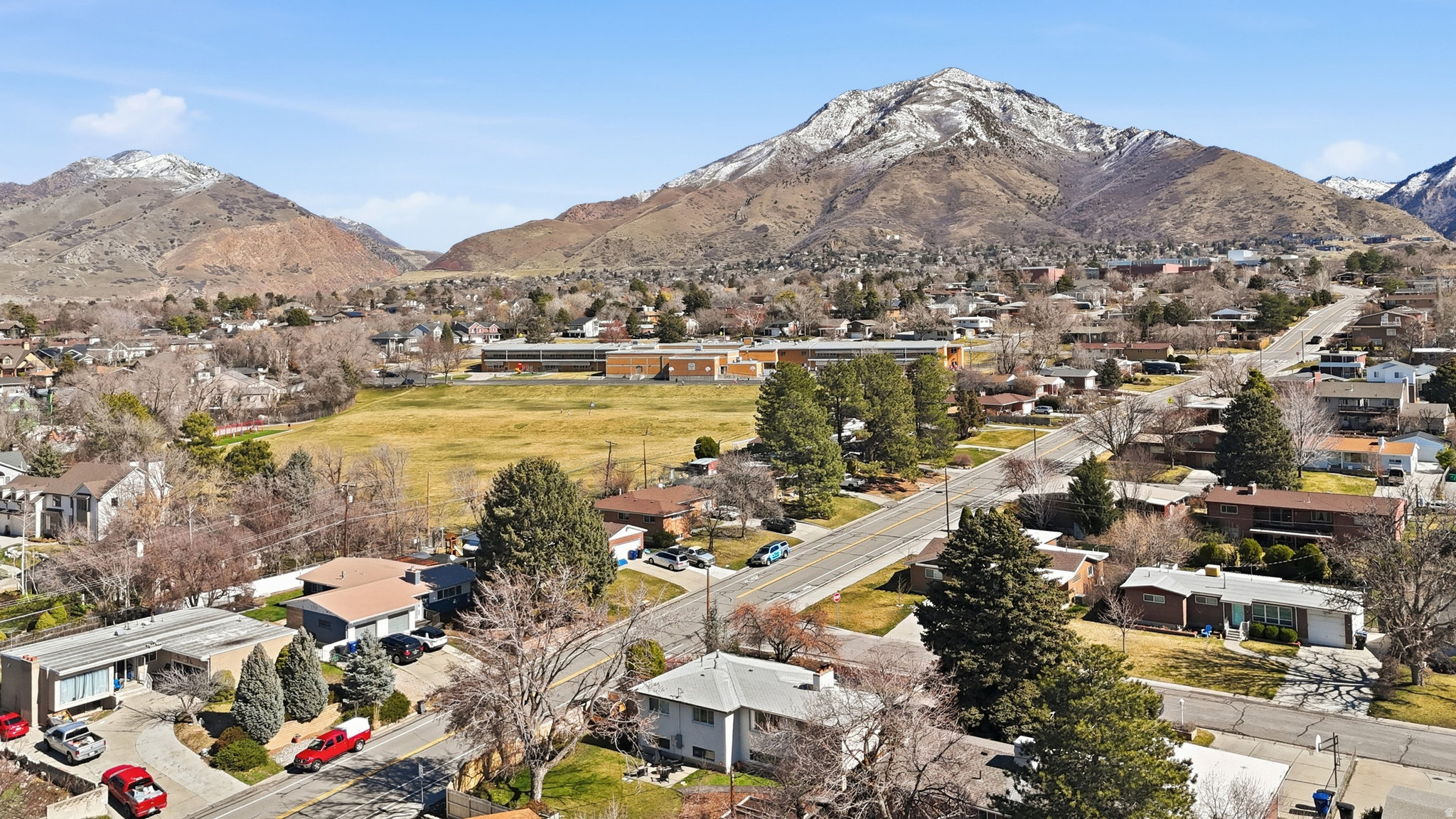 UPLAND TERRA - Residential