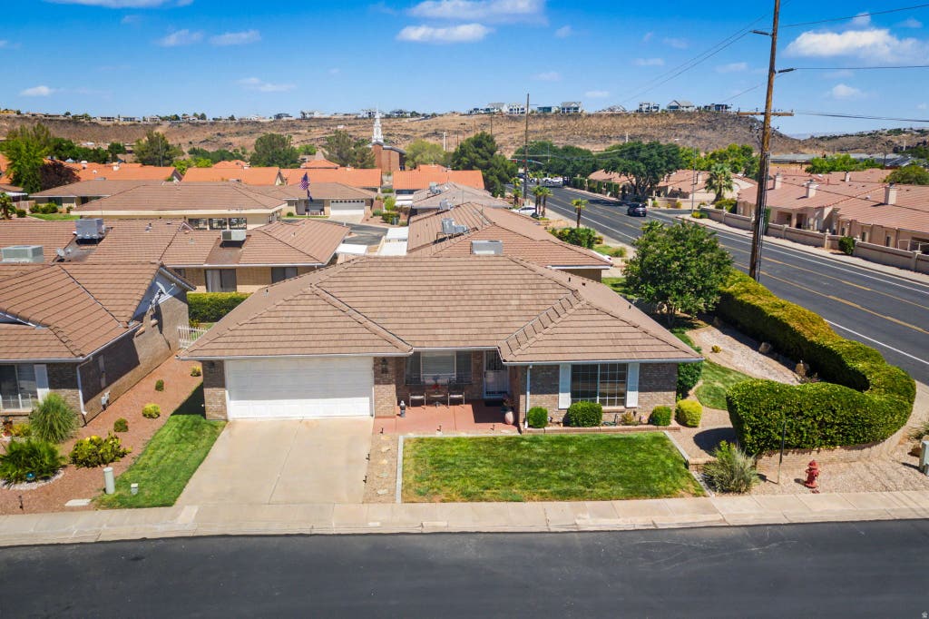 Photo of 1055 E 900 S, Saint George, UT 84790 (MLS # 2177301)