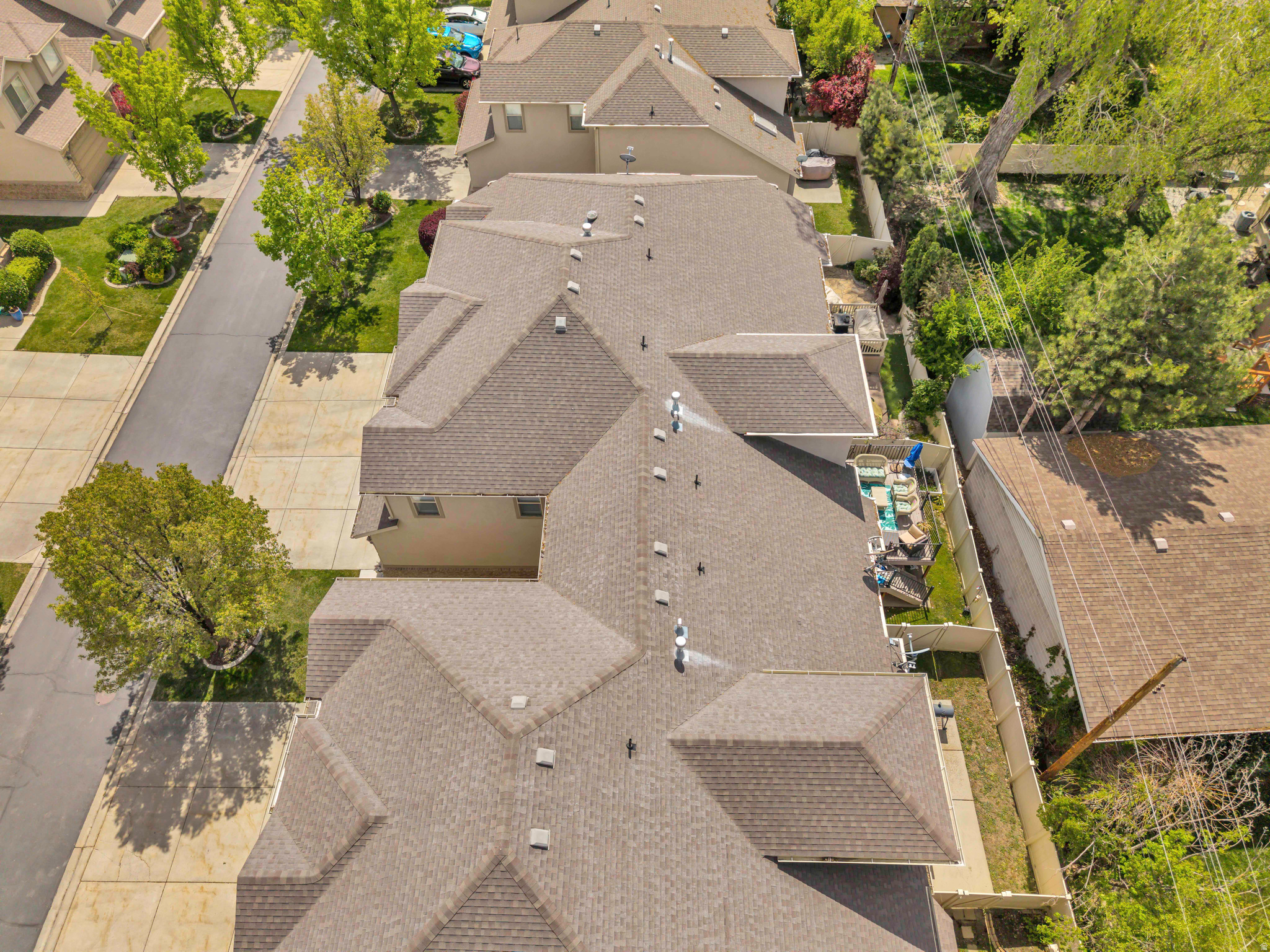 GARDEN GROVE CONDOMINIUM - Residential