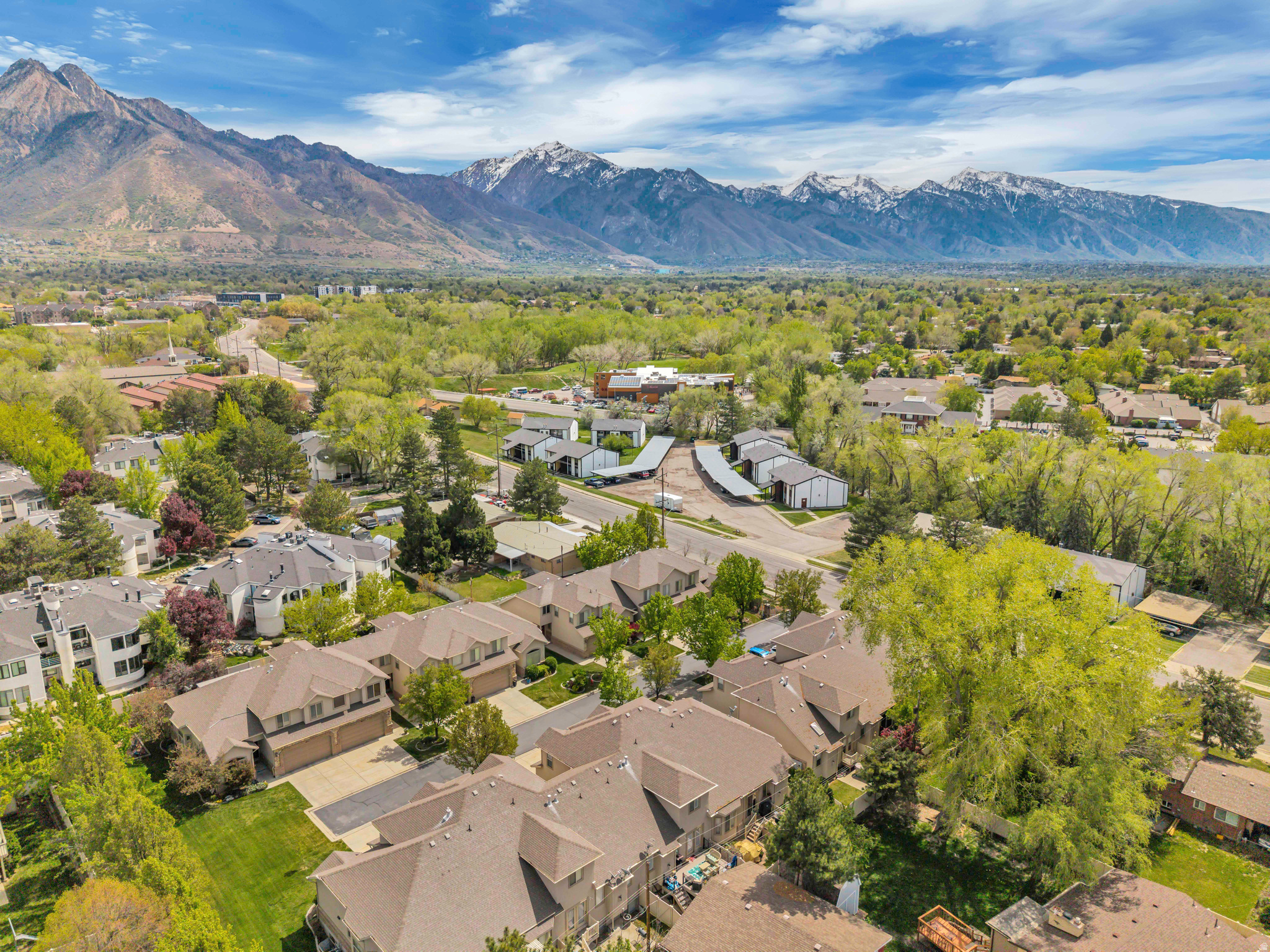 GARDEN GROVE CONDOMINIUM - Residential