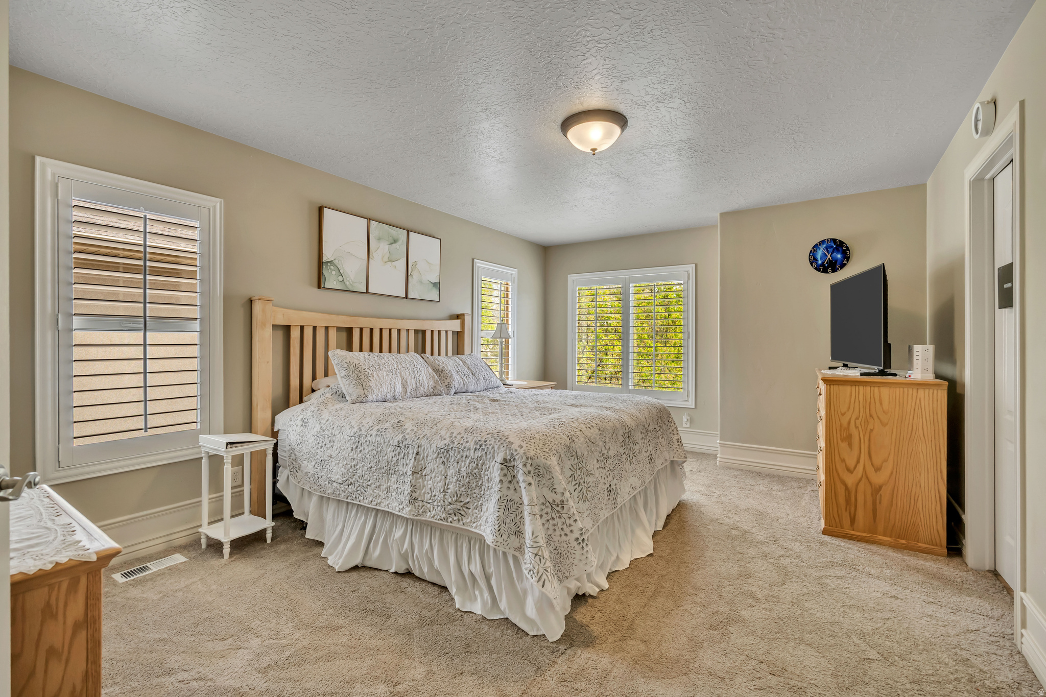 GARDEN GROVE CONDOMINIUM - Residential