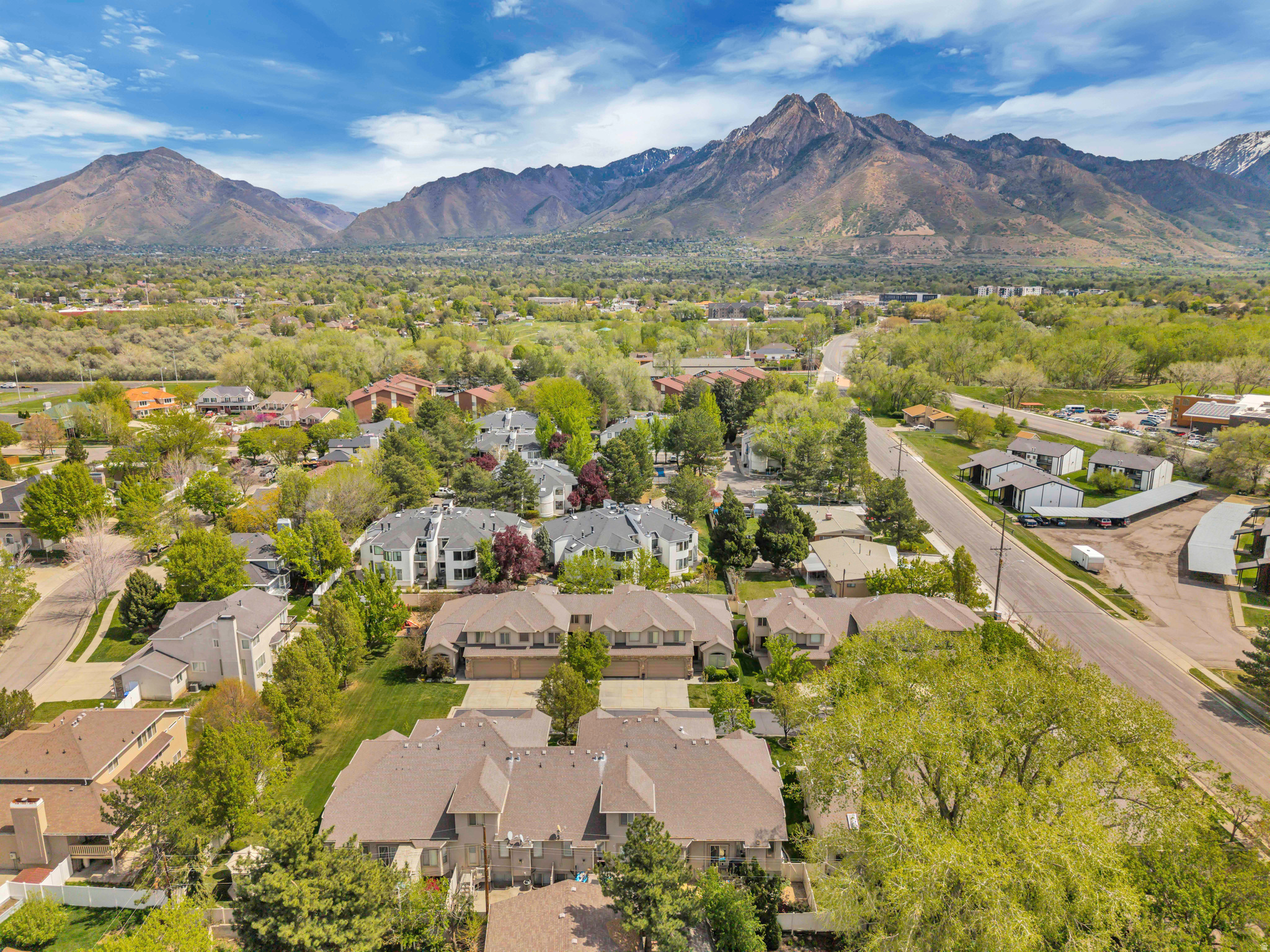 GARDEN GROVE CONDOMINIUM - Residential