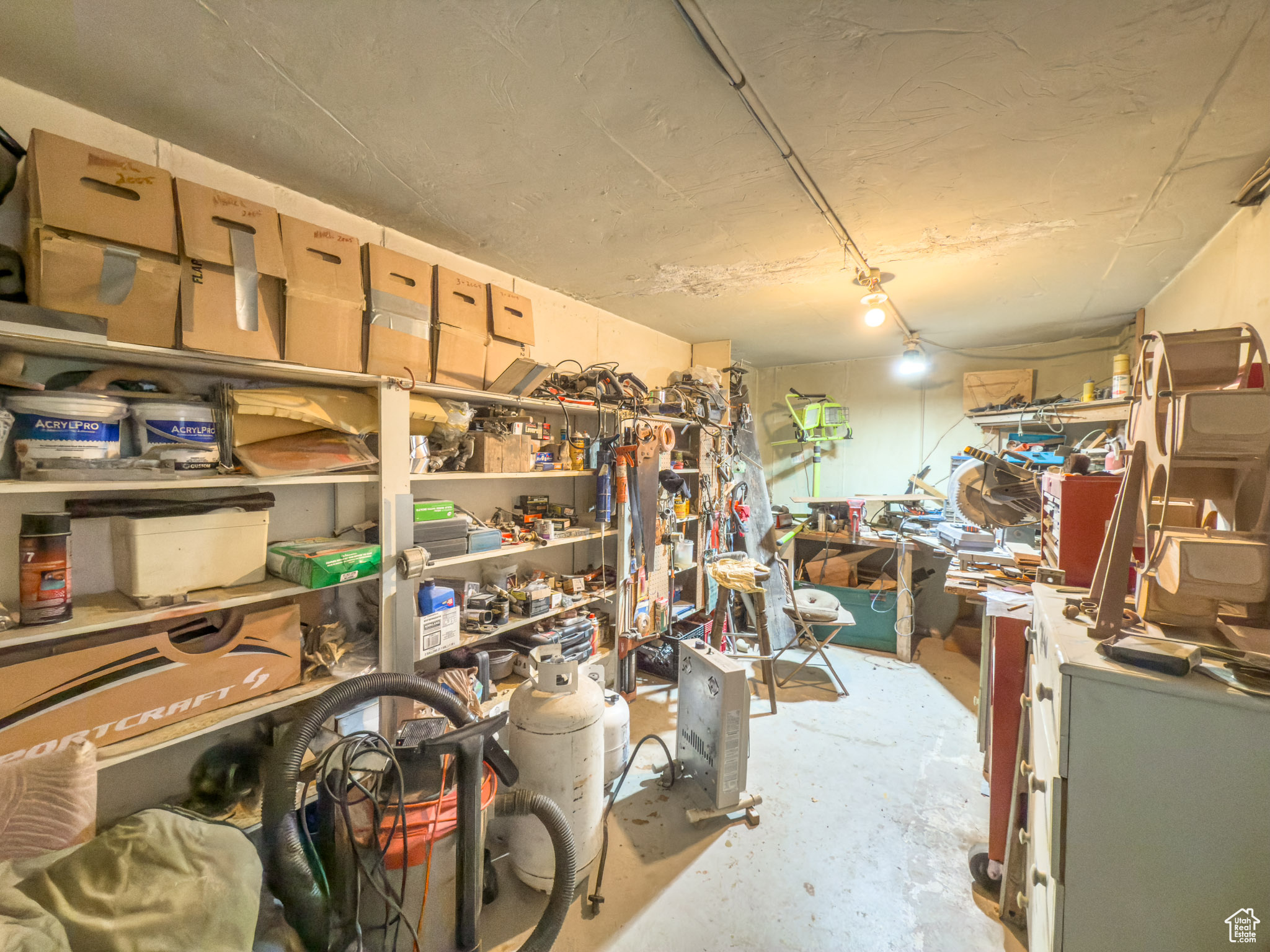 2550 Peach St, Perry, Utah image 33