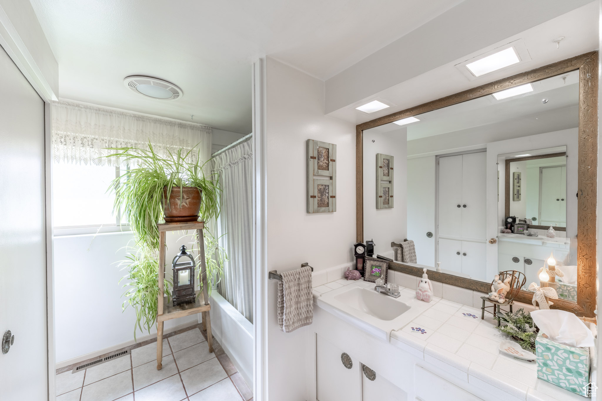 2550 Peach St, Perry, Utah image 21